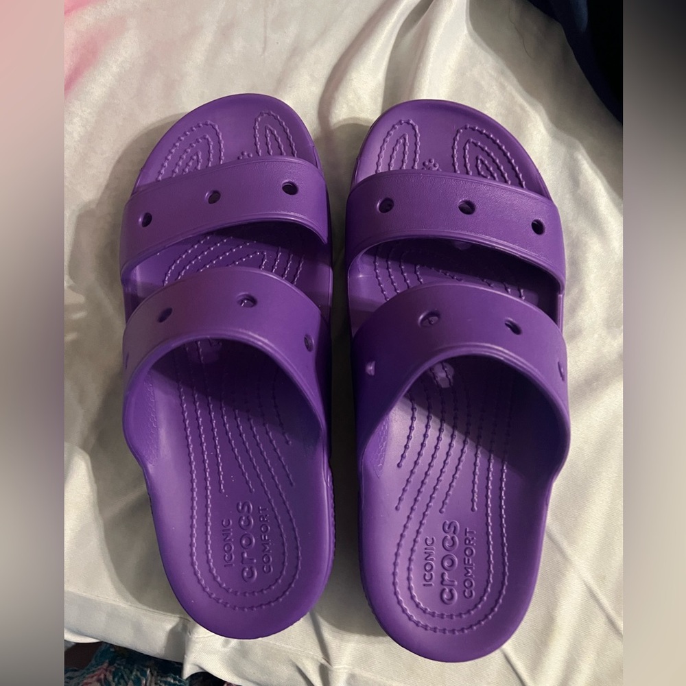Purple croc sandals, women’s 8